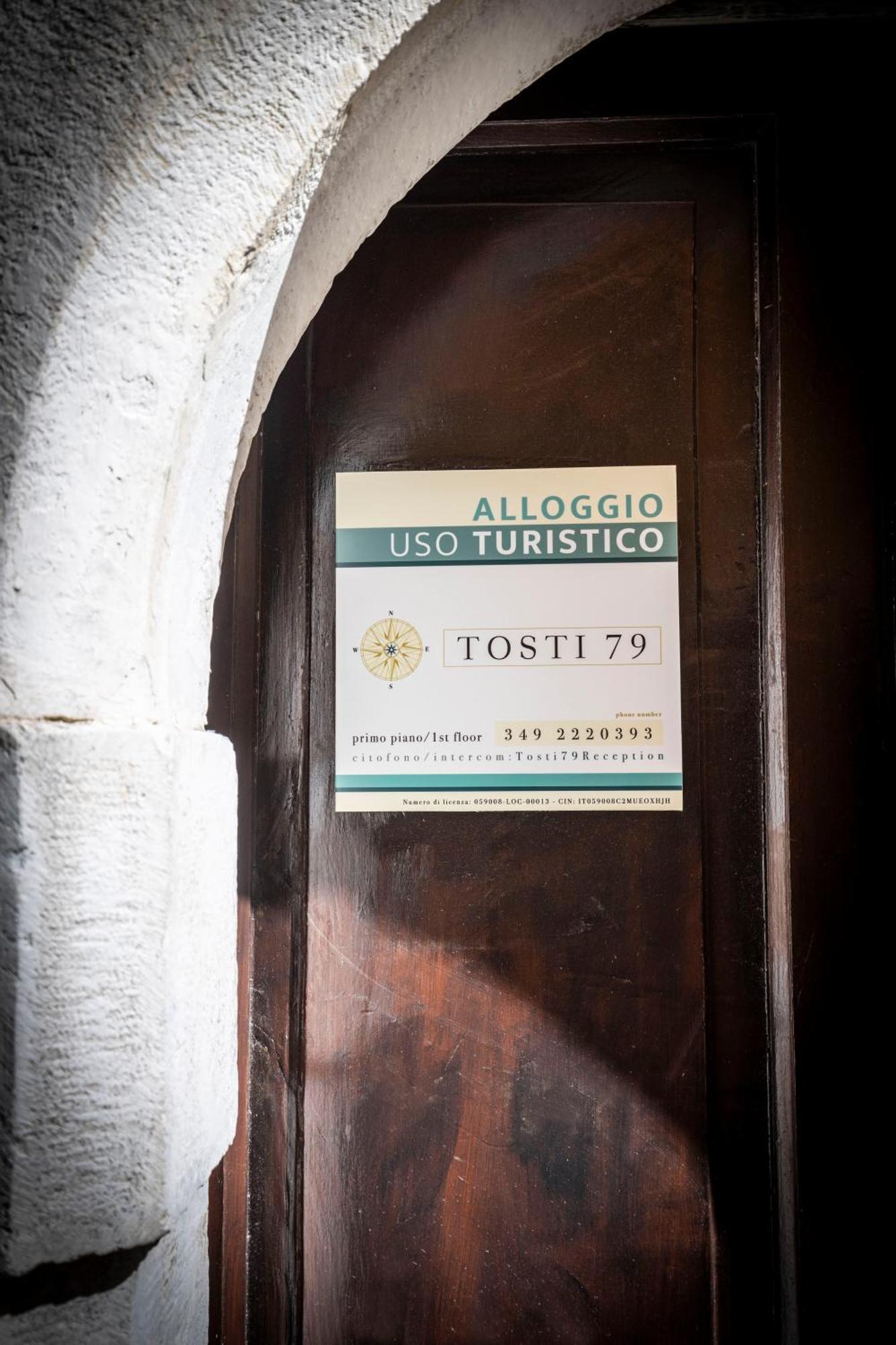 Tosti 79 Formia Exterior foto